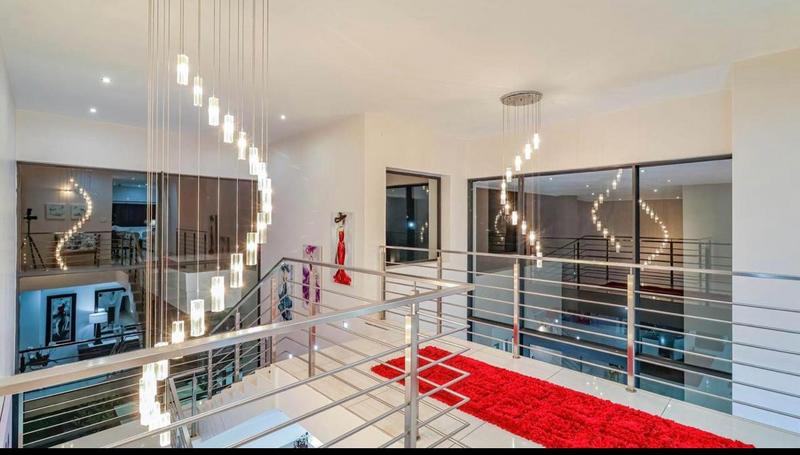 5 Bedroom Property for Sale in Featherbrooke Estate Gauteng