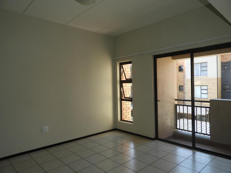To Let 2 Bedroom Property for Rent in Blackheath Gauteng