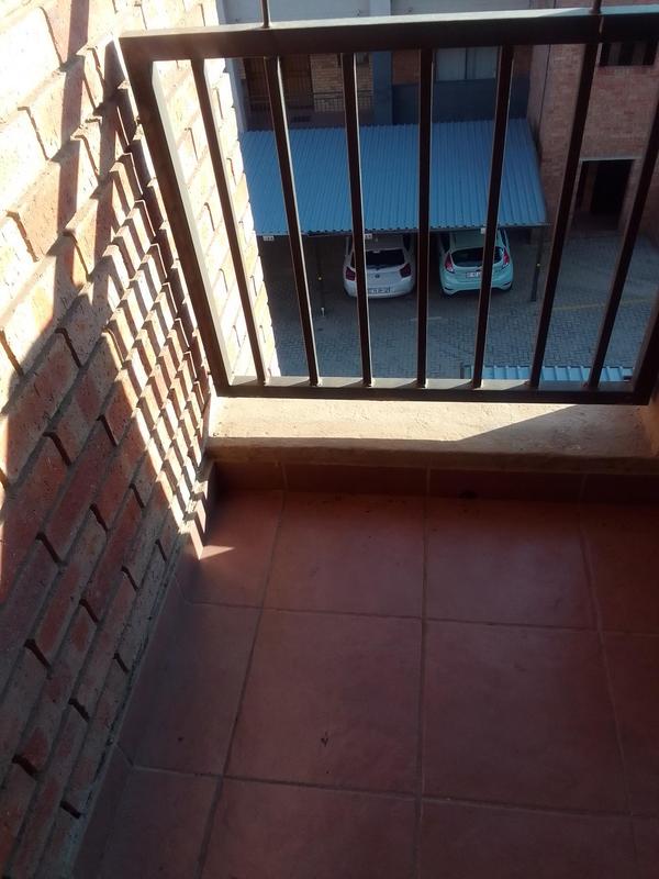 To Let 2 Bedroom Property for Rent in Blackheath Gauteng