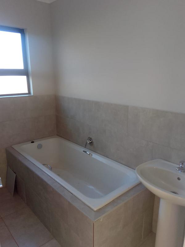 3 Bedroom Property for Sale in Vosloorus Gauteng