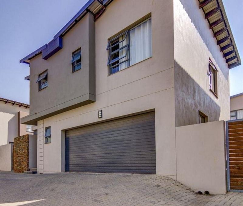 3 Bedroom Property for Sale in Glen Marais Gauteng