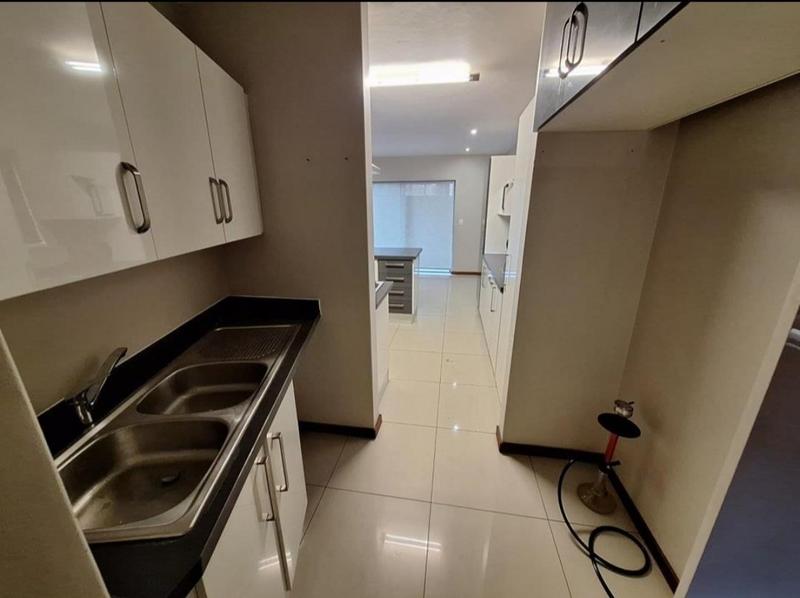 3 Bedroom Property for Sale in Glen Marais Gauteng