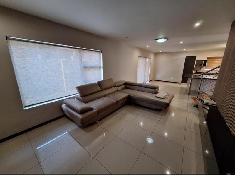 3 Bedroom Property for Sale in Glen Marais Gauteng
