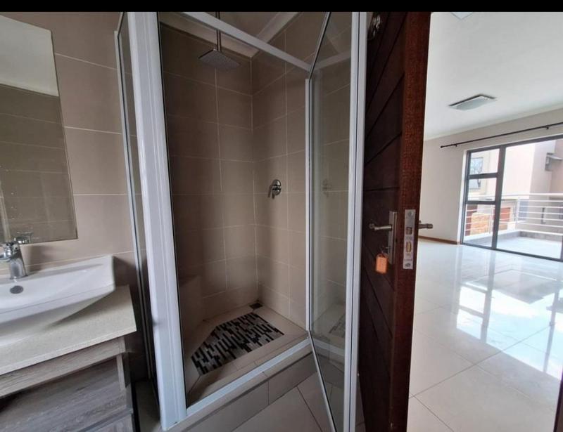 3 Bedroom Property for Sale in Glen Marais Gauteng