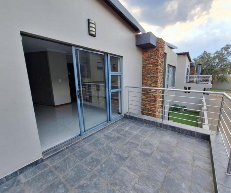 3 Bedroom Property for Sale in Glen Marais Gauteng
