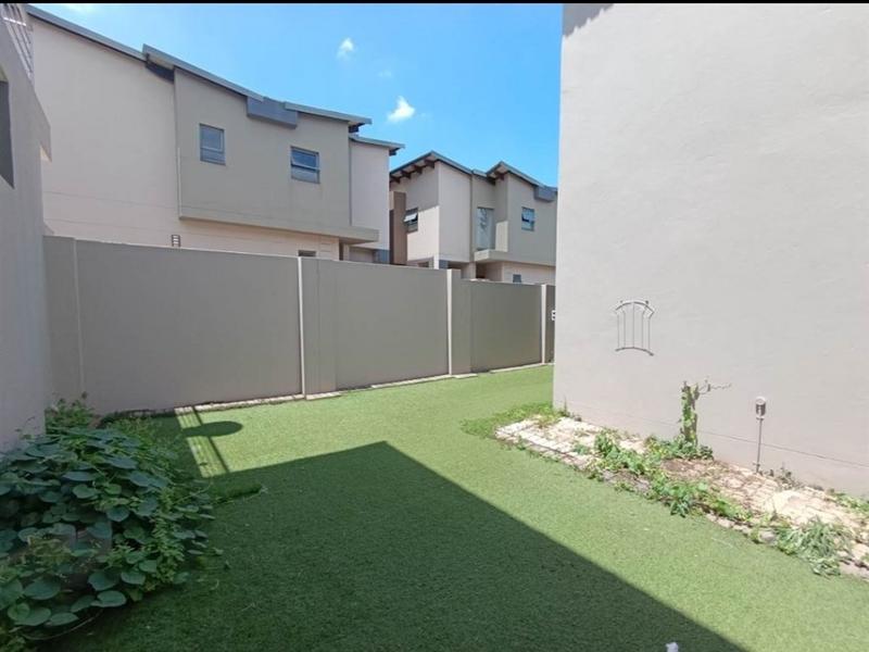 3 Bedroom Property for Sale in Glen Marais Gauteng