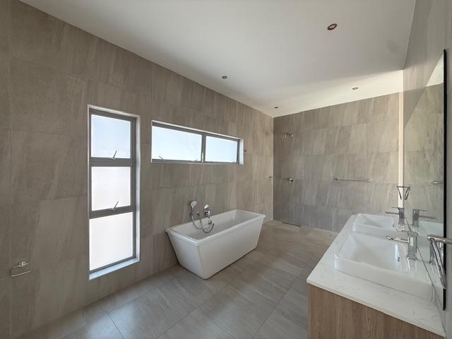 3 Bedroom Property for Sale in Bryanston Gauteng
