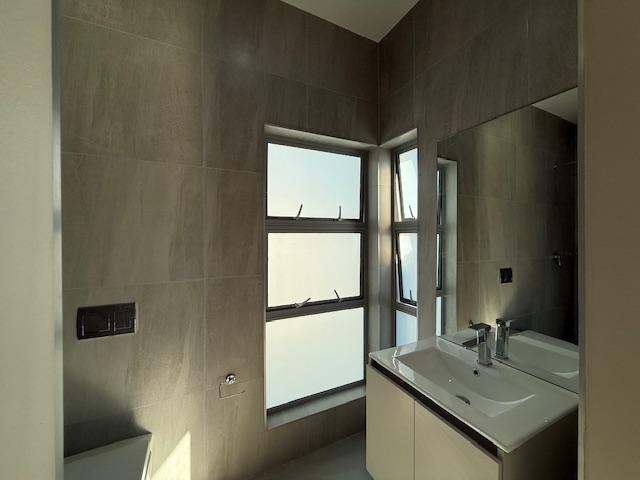3 Bedroom Property for Sale in Bryanston Gauteng