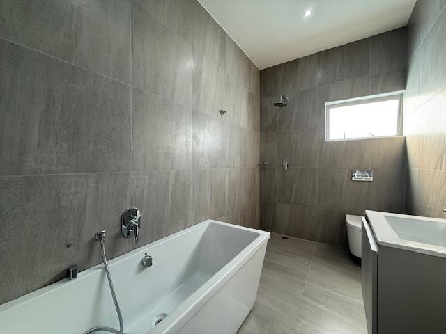 3 Bedroom Property for Sale in Bryanston Gauteng