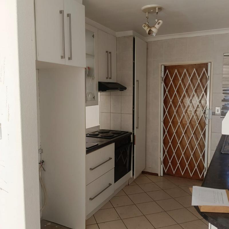 3 Bedroom Property for Sale in Meredale Gauteng