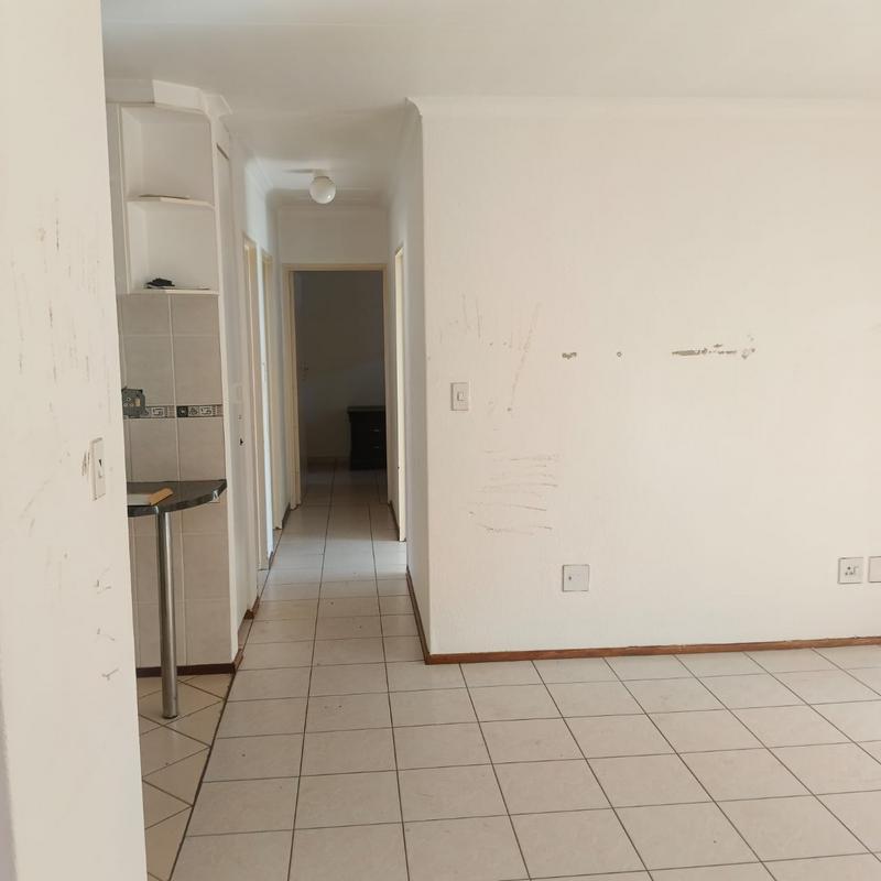 3 Bedroom Property for Sale in Meredale Gauteng