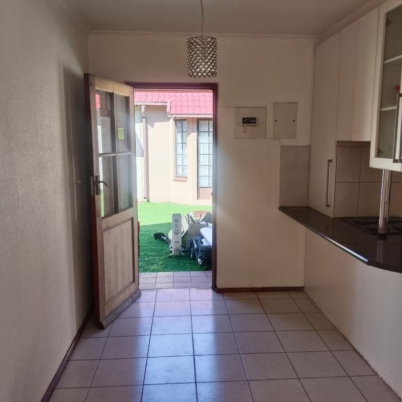 3 Bedroom Property for Sale in Meredale Gauteng