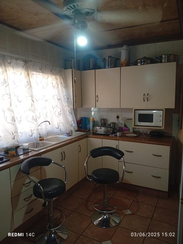 2 Bedroom Property for Sale in Emdeni Gauteng