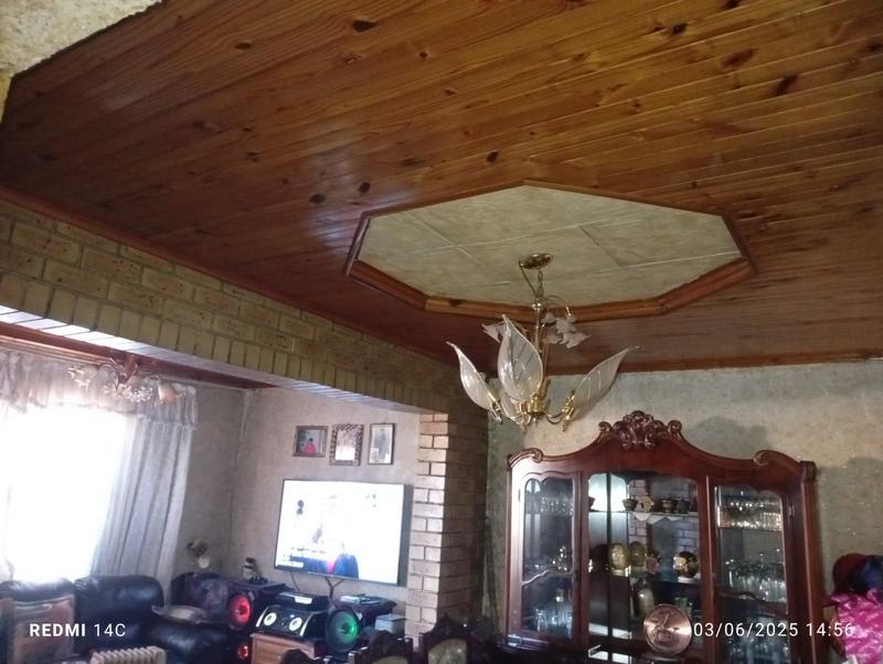 2 Bedroom Property for Sale in Emdeni Gauteng