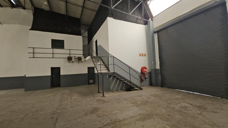 To Let commercial Property for Rent in Randjespark Gauteng