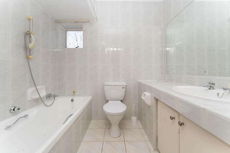 3 Bedroom Property for Sale in Fourways Gardens Gauteng