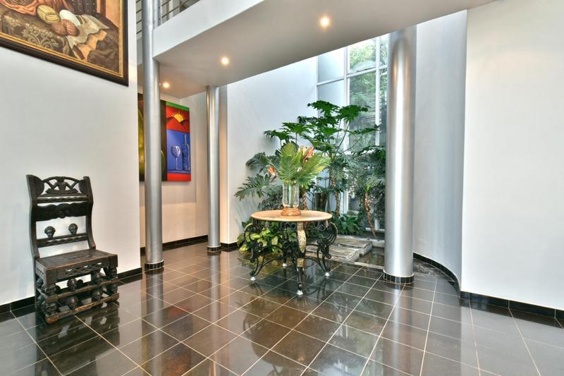 5 Bedroom Property for Sale in Glenvista Gauteng