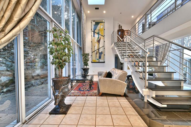 5 Bedroom Property for Sale in Glenvista Gauteng