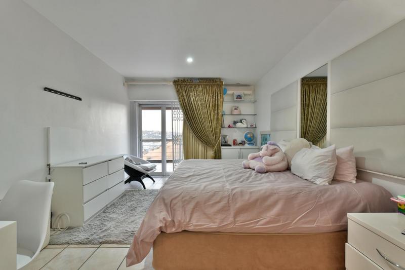5 Bedroom Property for Sale in Glenvista Gauteng