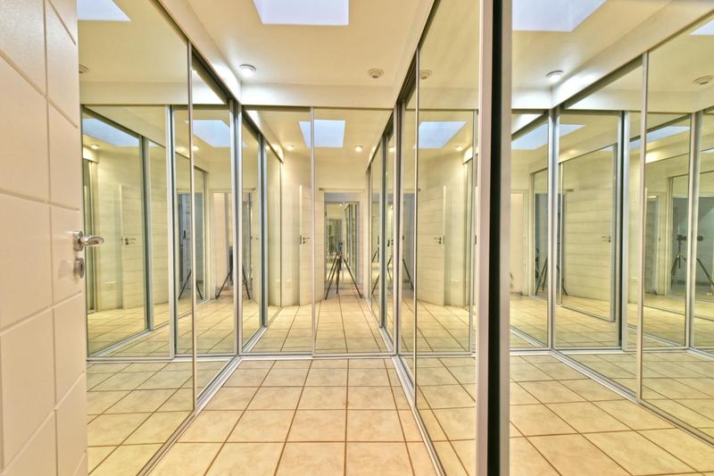 5 Bedroom Property for Sale in Glenvista Gauteng