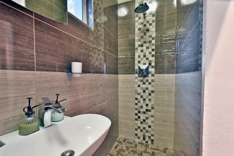 5 Bedroom Property for Sale in Glenvista Gauteng