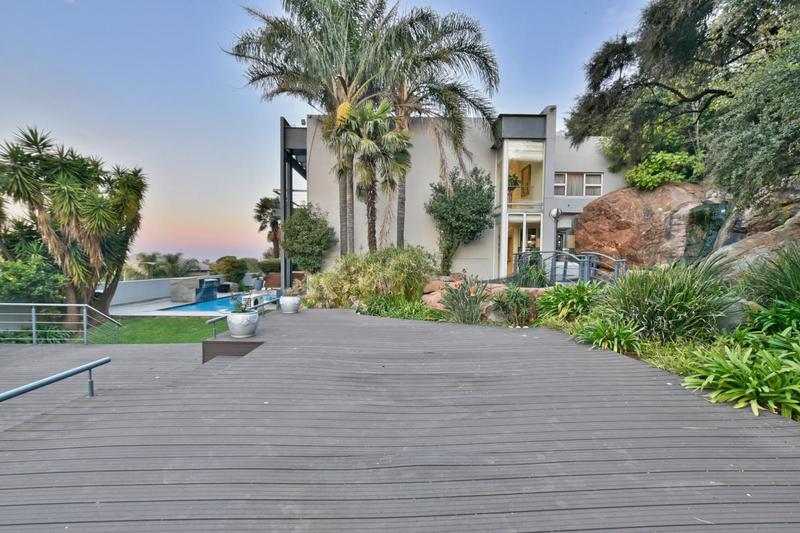 5 Bedroom Property for Sale in Glenvista Gauteng