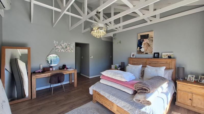 To Let 4 Bedroom Property for Rent in Midstream Estate Gauteng