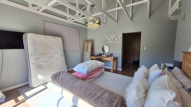 To Let 4 Bedroom Property for Rent in Midstream Estate Gauteng