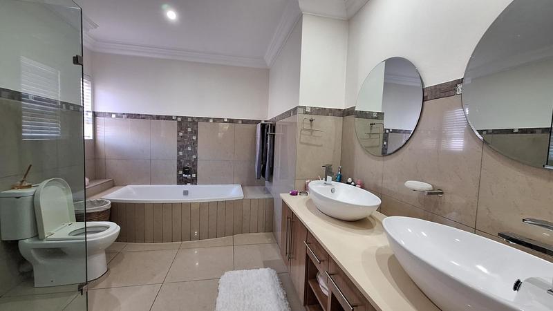 To Let 4 Bedroom Property for Rent in Midstream Estate Gauteng