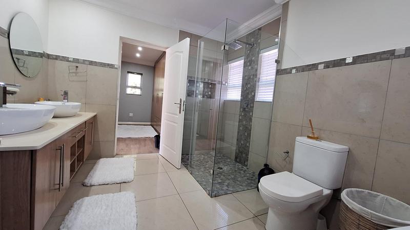 To Let 4 Bedroom Property for Rent in Midstream Estate Gauteng