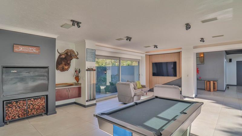 5 Bedroom Property for Sale in Midstream Estate Gauteng