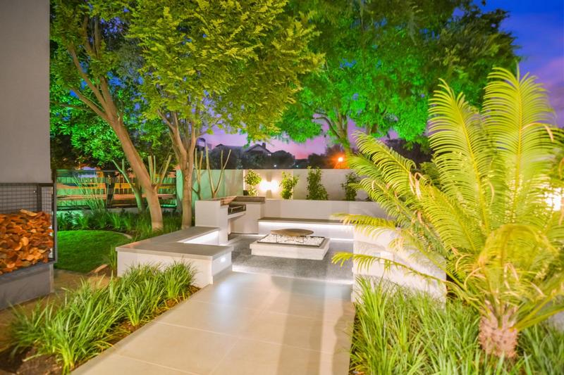 5 Bedroom Property for Sale in Midstream Estate Gauteng