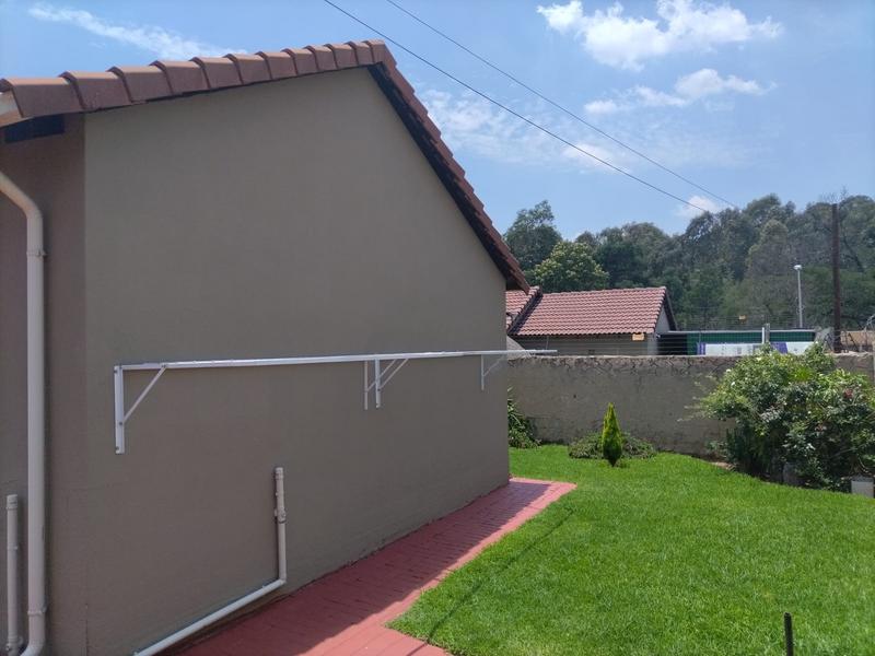 4 Bedroom Property for Sale in Xavier Reef Estates Gauteng