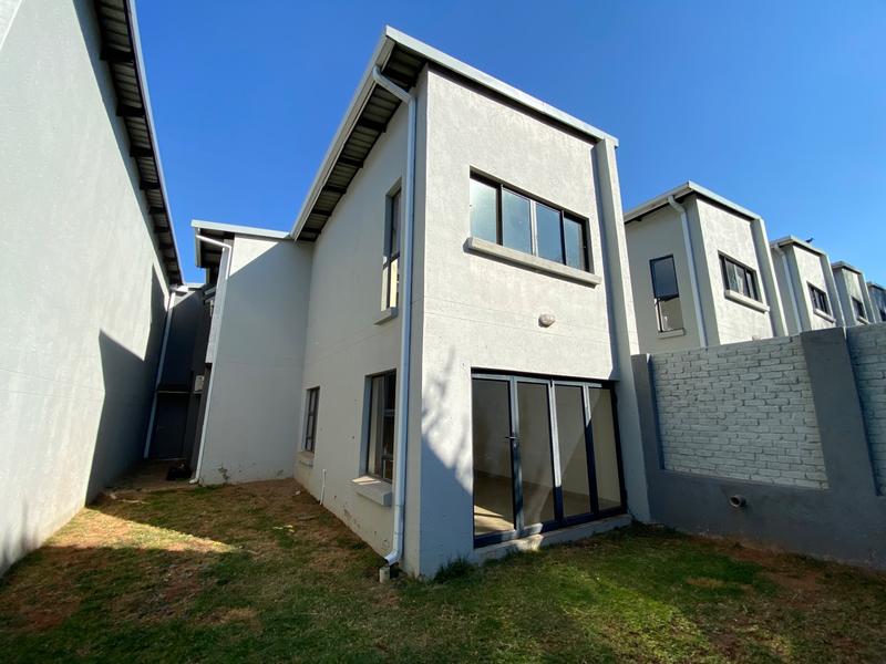 To Let 3 Bedroom Property for Rent in Edenburg Gauteng