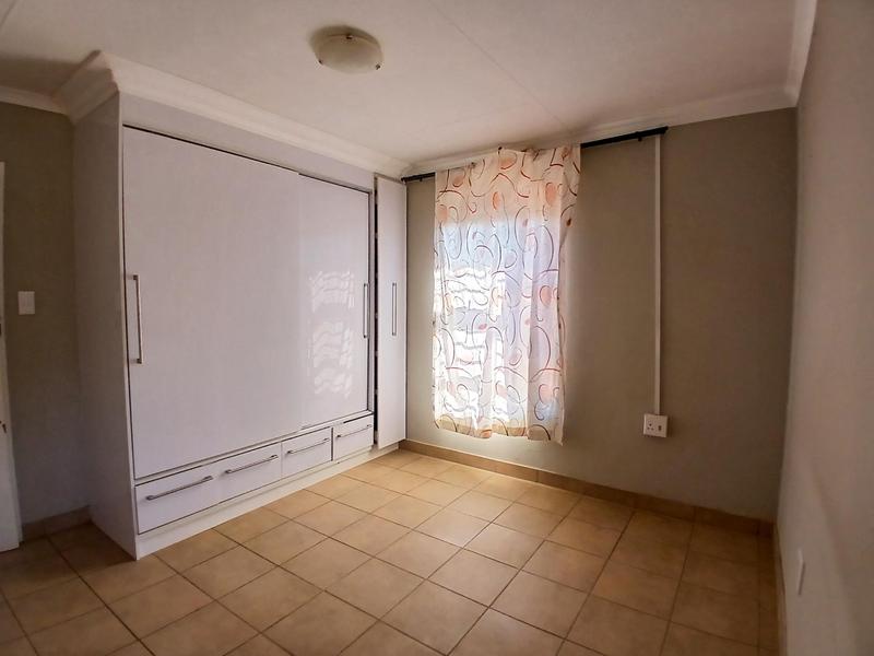3 Bedroom Property for Sale in Protea Glen Gauteng