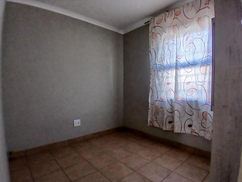 3 Bedroom Property for Sale in Protea Glen Gauteng