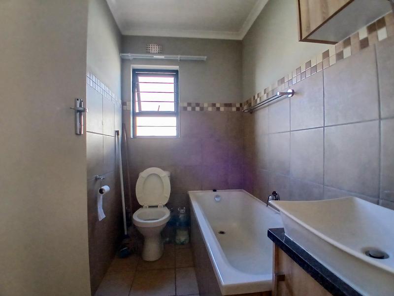 3 Bedroom Property for Sale in Protea Glen Gauteng