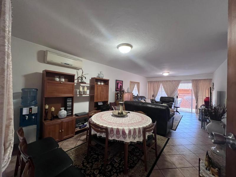 2 Bedroom Property for Sale in Magalieskruin Gauteng