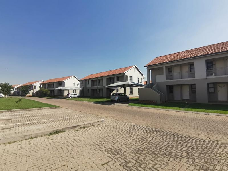 To Let 2 Bedroom Property for Rent in Lakefield Gauteng