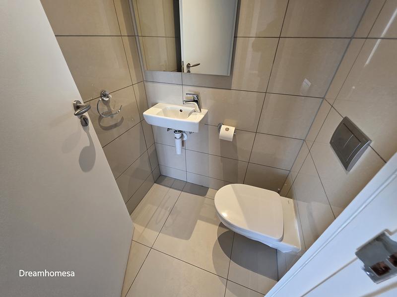 To Let 3 Bedroom Property for Rent in Benmore Gauteng