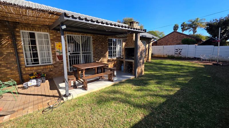3 Bedroom Property for Sale in Doornpoort Gauteng