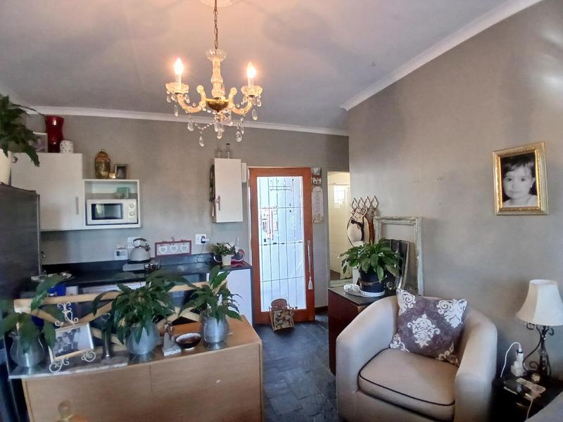 To Let 1 Bedroom Property for Rent in Johannesburg North Gauteng