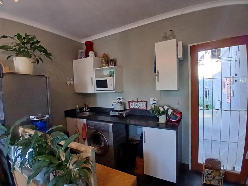 To Let 1 Bedroom Property for Rent in Johannesburg North Gauteng