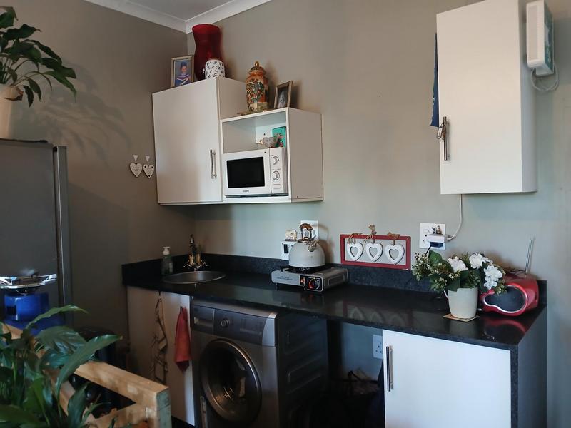 To Let 1 Bedroom Property for Rent in Johannesburg North Gauteng