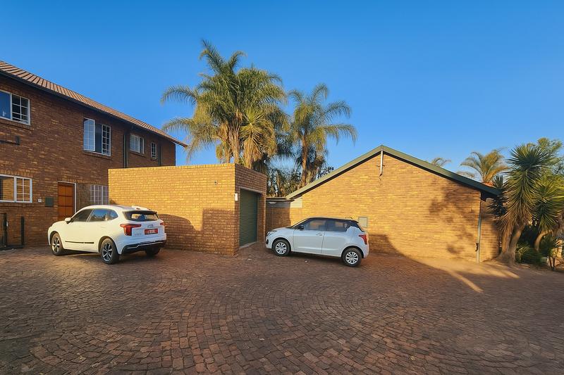 2 Bedroom Property for Sale in Highveld Gauteng