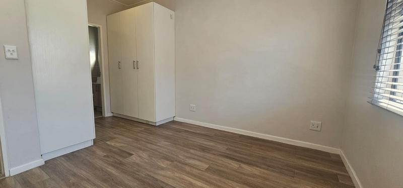 To Let 2 Bedroom Property for Rent in Bryanston Gauteng