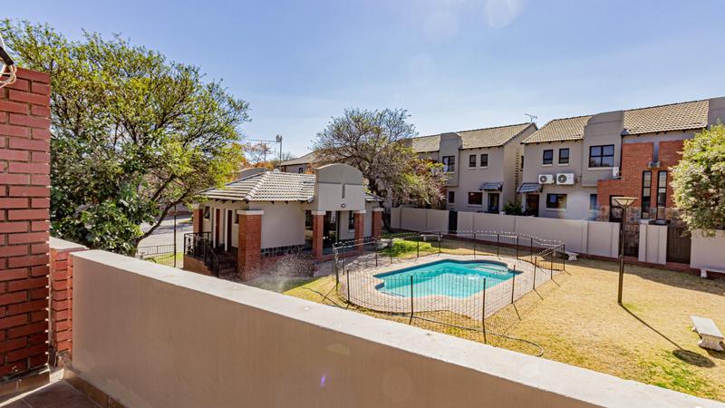 2 Bedroom Property for Sale in Fourways Gauteng