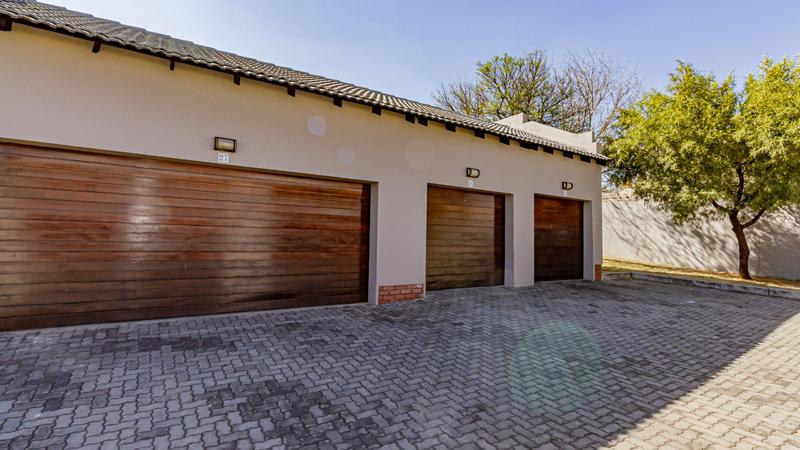 2 Bedroom Property for Sale in Fourways Gauteng