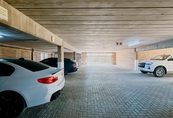 To Let commercial Property for Rent in Bedford Gardens Gauteng