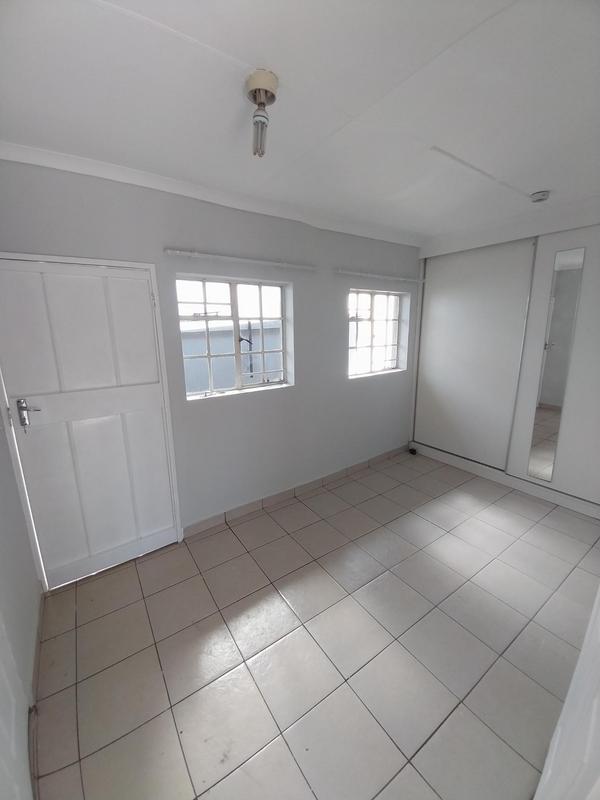 To Let 1 Bedroom Property for Rent in Laudium Gauteng